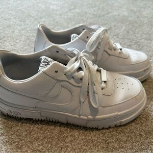 Nike Air Force 1 Low Pixel Sneakers Womens 9 Triple White Athletic Shoes